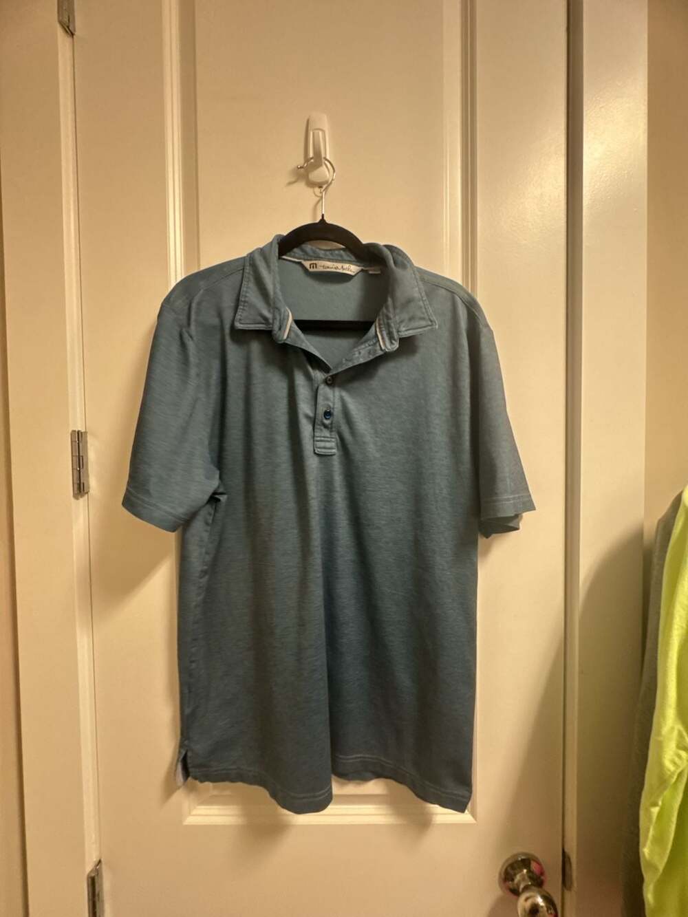 Travis Mathew Men's XL Blue Short Sleeve Polo Shirt  Cotton Blend Golf Shirt